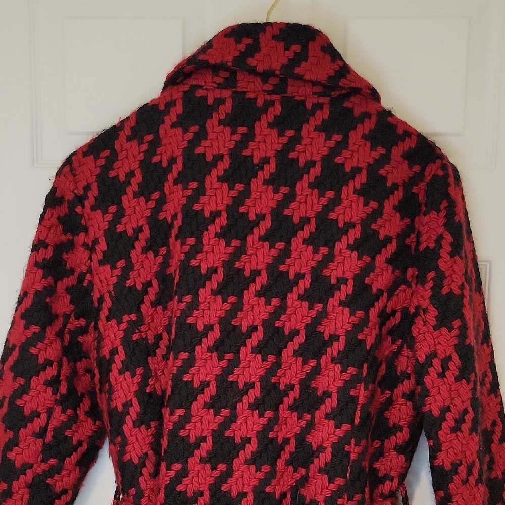 Karl Lagerfeld Red & Black Houndstooth Wool Blend Wrap Coat- LIKE NEW - Picture 8 of 16